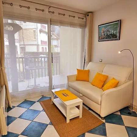 Armorial Cosy 100m Deauville